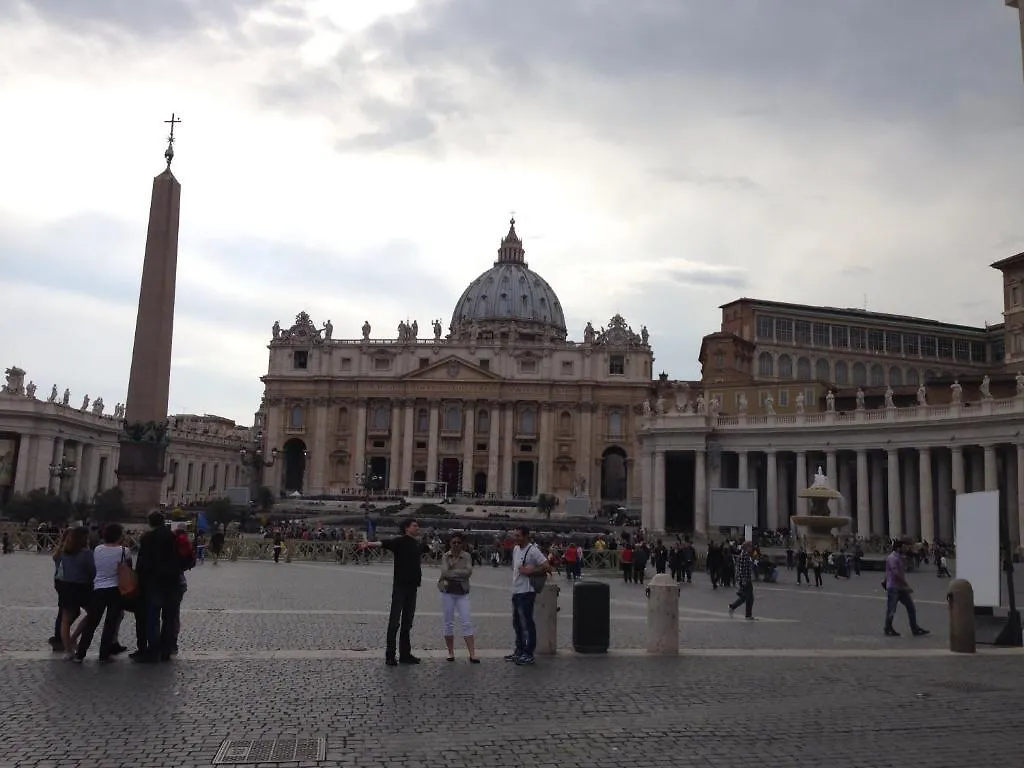 Bed & Breakfast St. Peter' Six Rooms & Suites Rome