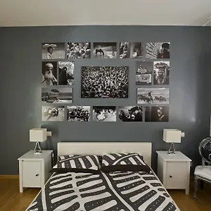 Bed & Breakfast The Photos