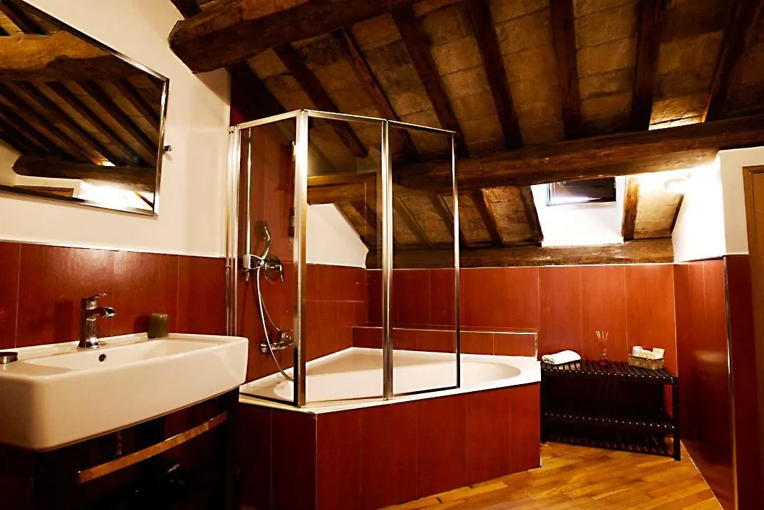 Alojamento de Acomodação e Pequeno-almoço St. Peter' Six Rooms & Suites Roma