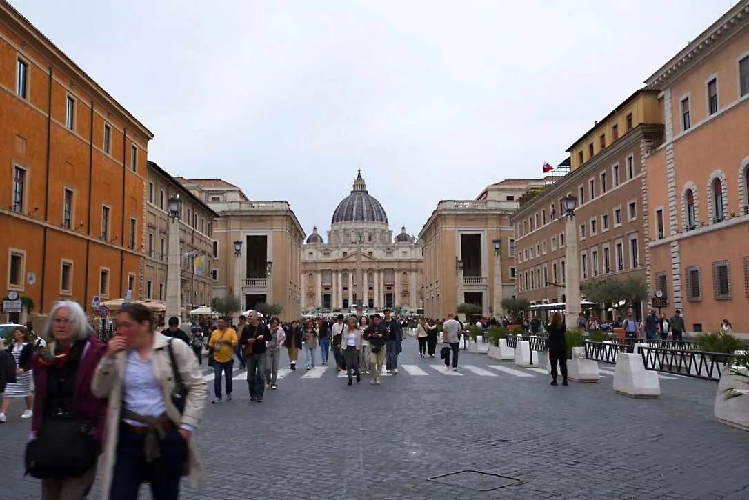 St. Peter' Six Rooms & Suites Rom